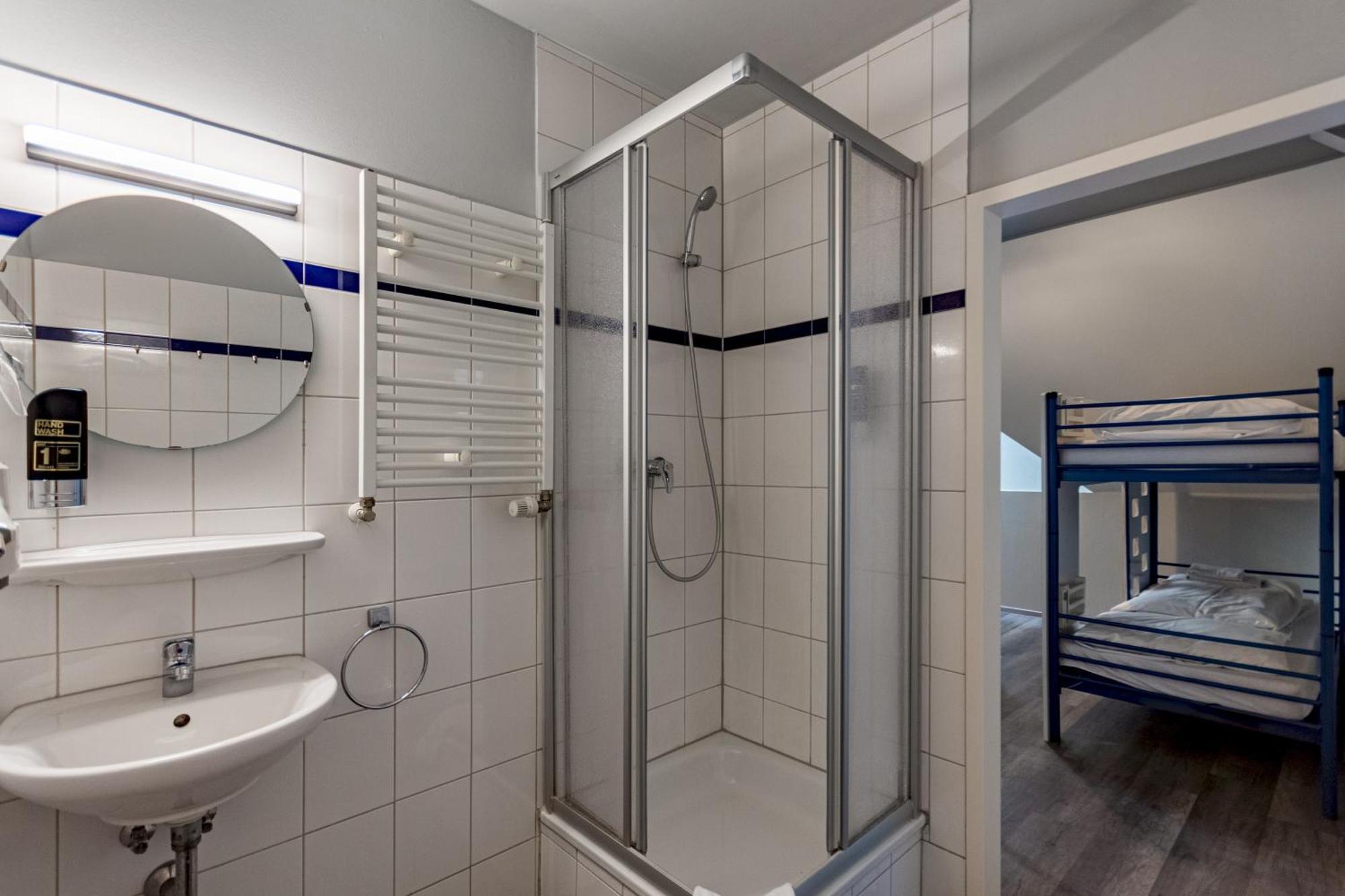 A&O Leipzig Hauptbahnhof Hostel Szoba fotó