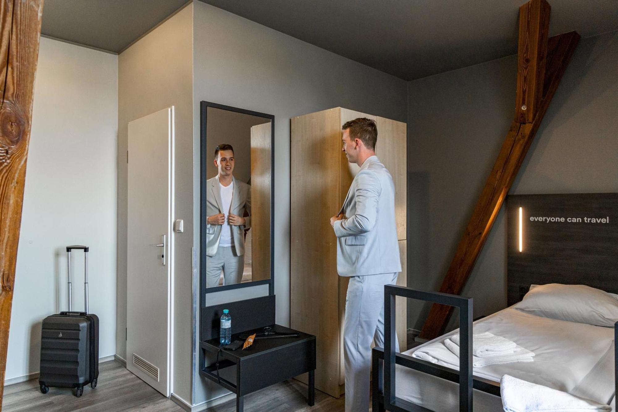 A&O Leipzig Hauptbahnhof Hostel Szoba fotó